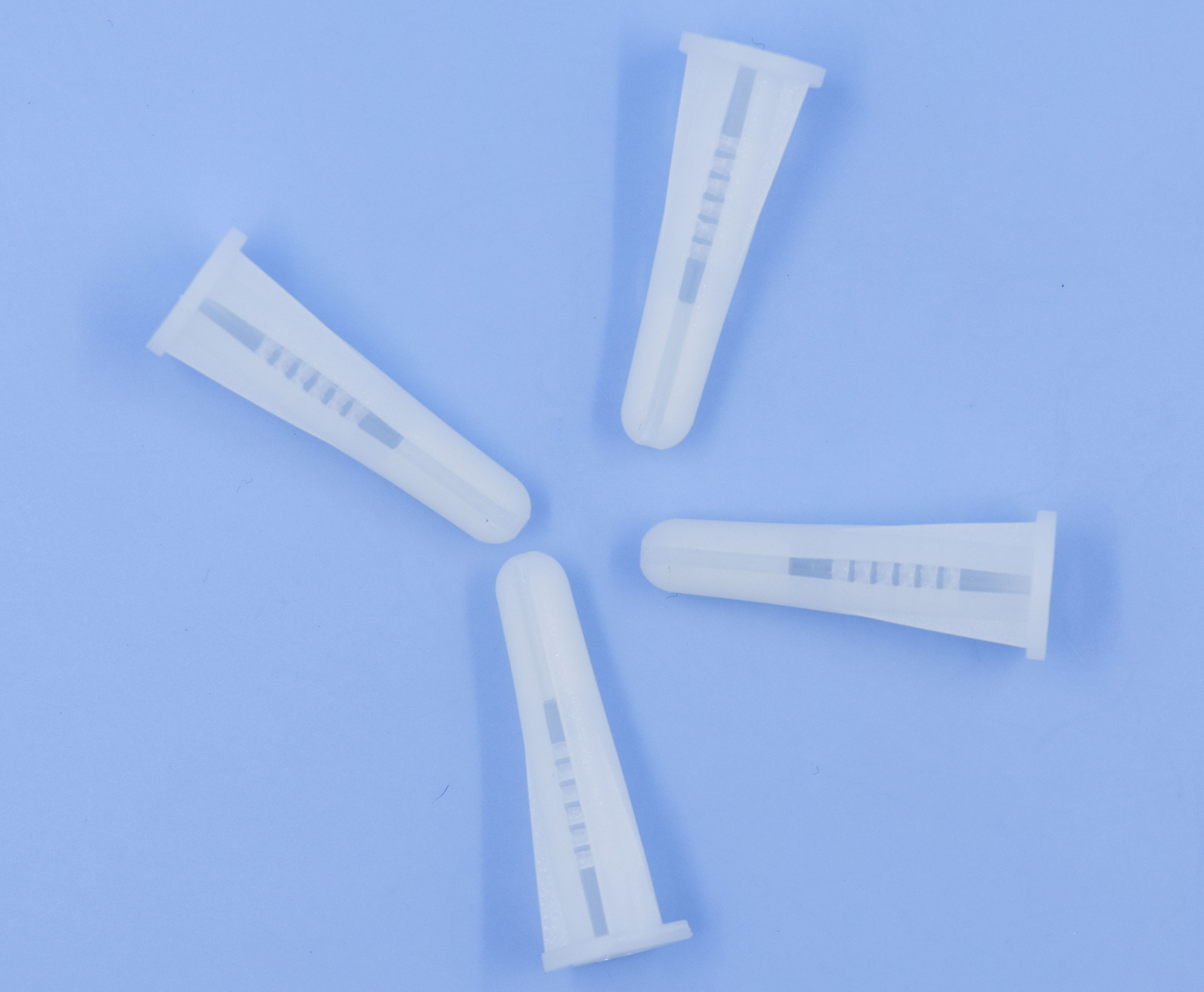 塑胶紧固件工程指南：为您的产品选择最合适的非金属连接方案